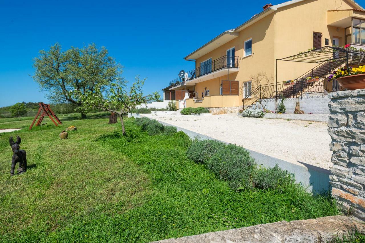 Green Harmony Pula Extérieur photo